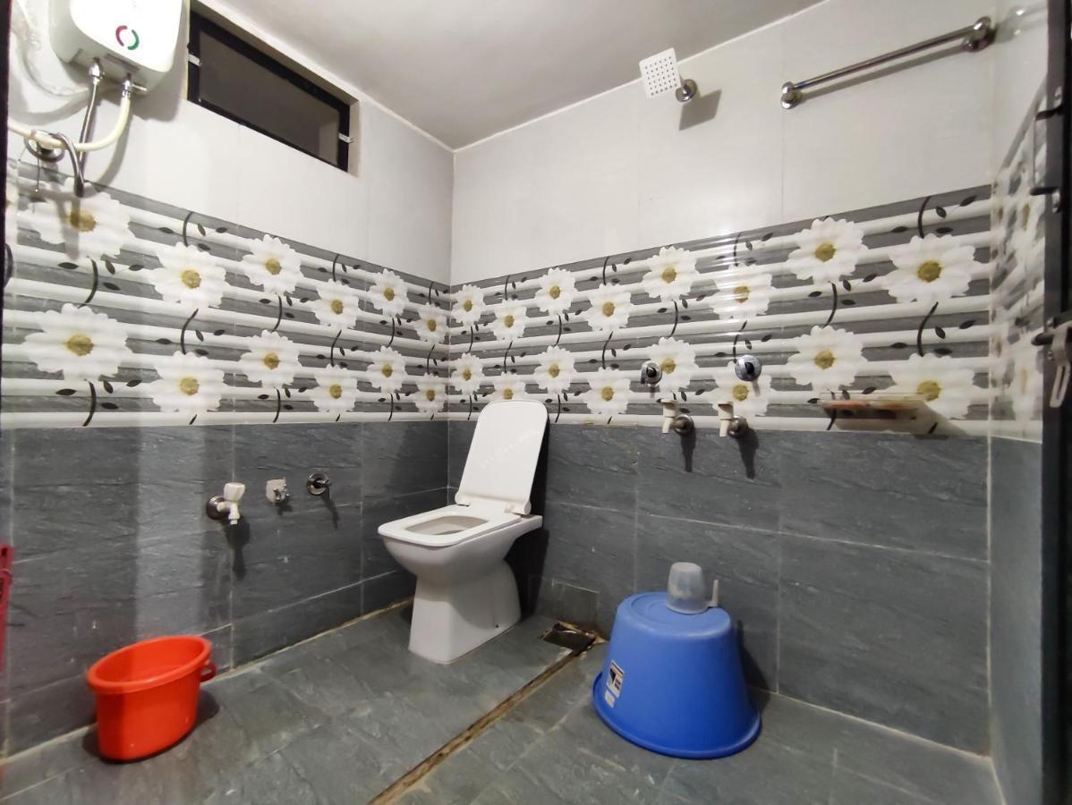 Krishna Homestay Garudeshwar Exterior foto
